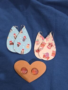 Teardrop and Glitter Stud Earring Trio in Light Blue and Cream